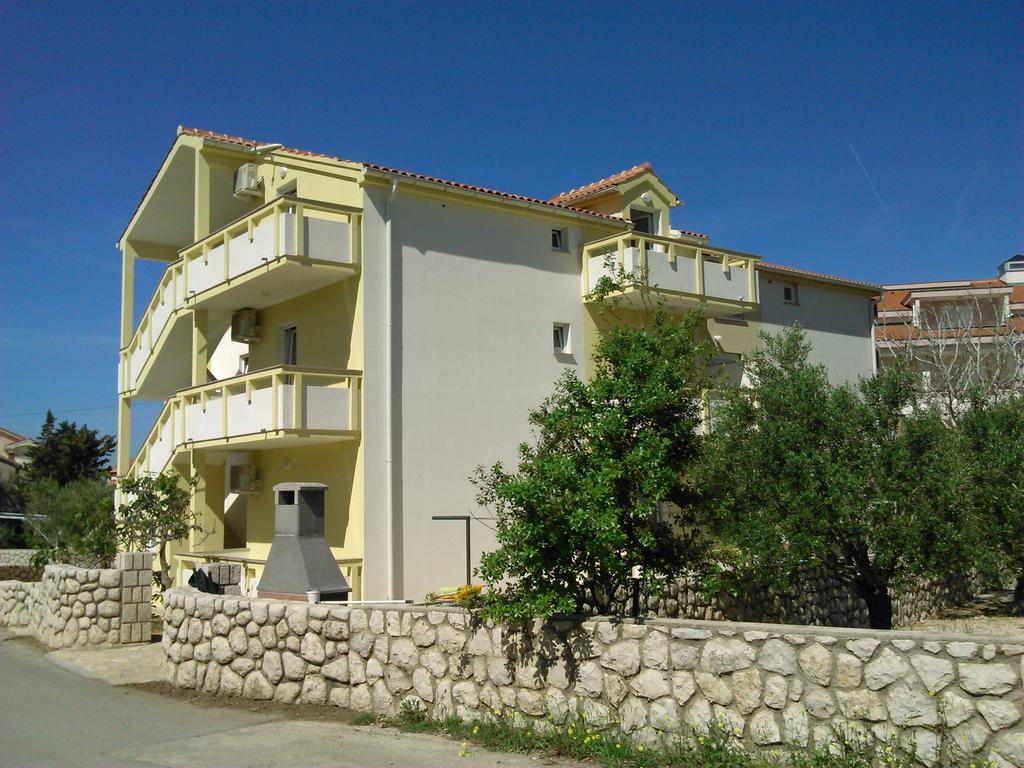 Apartments Jasmina 诺瓦利娅 外观 照片